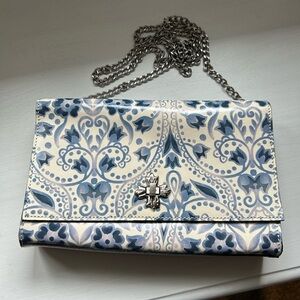 Patricia Nash Giada chain bag